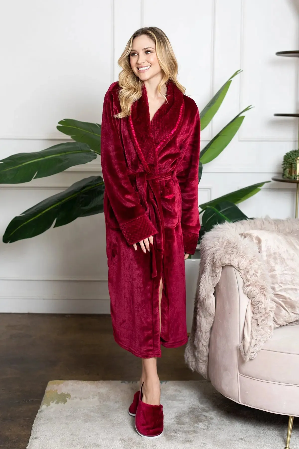 Women's Ultra Soft Fleece Bathrobe