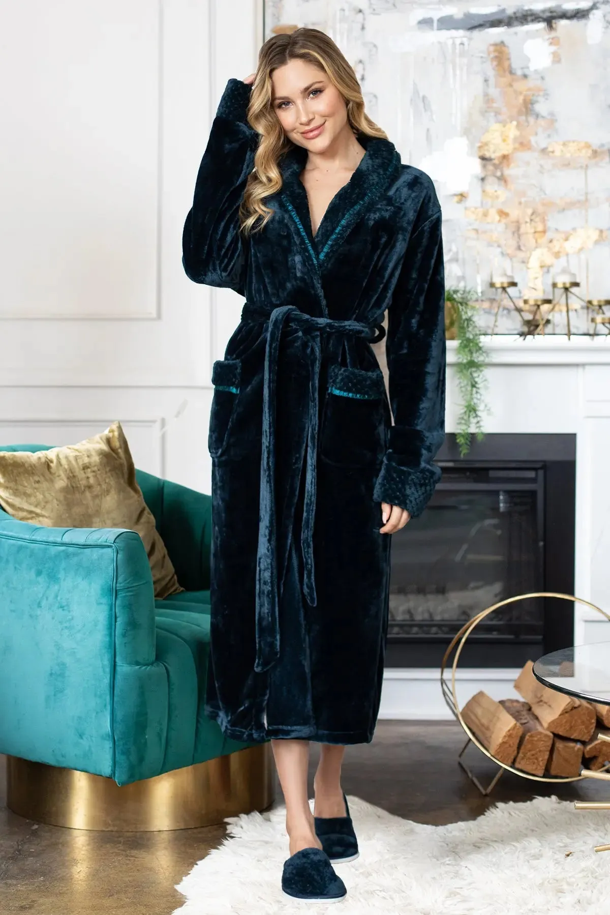 Women's Ultra Soft Fleece Bathrobe