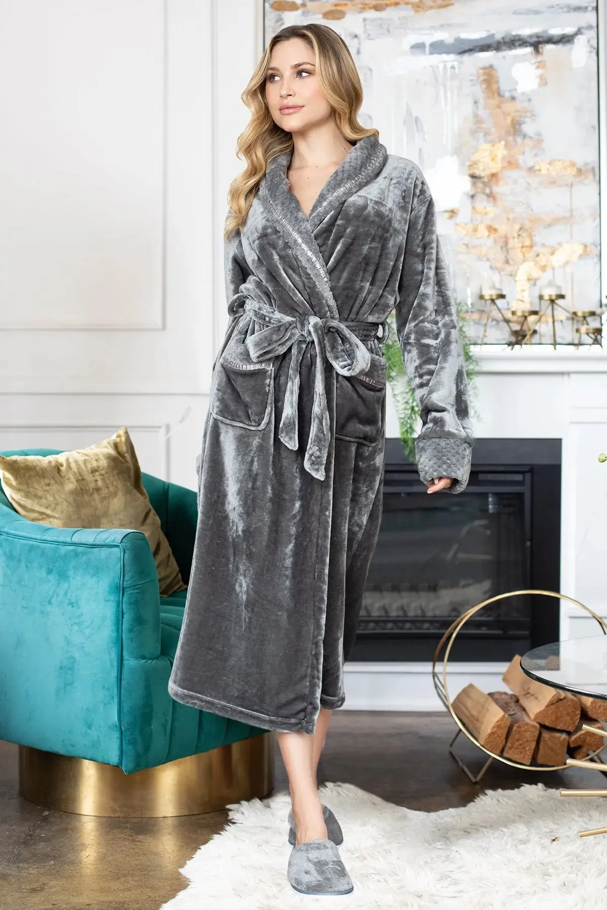 Women's Ultra Soft Fleece Bathrobe